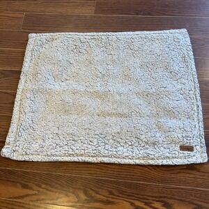 1 Koolaburra By UGG Gray Faux Shearling Fleece Pillowcase Sham 20"x27" Zip